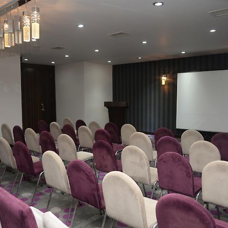 Hande Hotel Mustafakemalpasa ภายนอก รูปภาพ