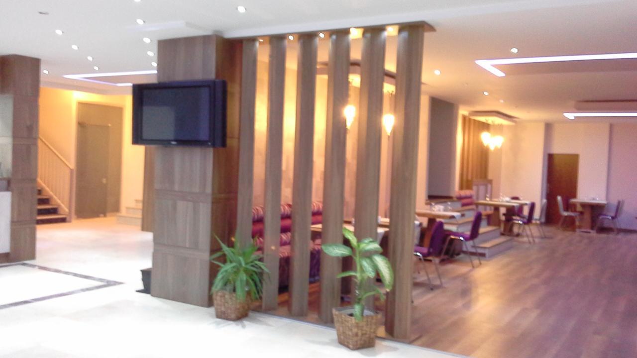 Hande Hotel Mustafakemalpasa ภายนอก รูปภาพ