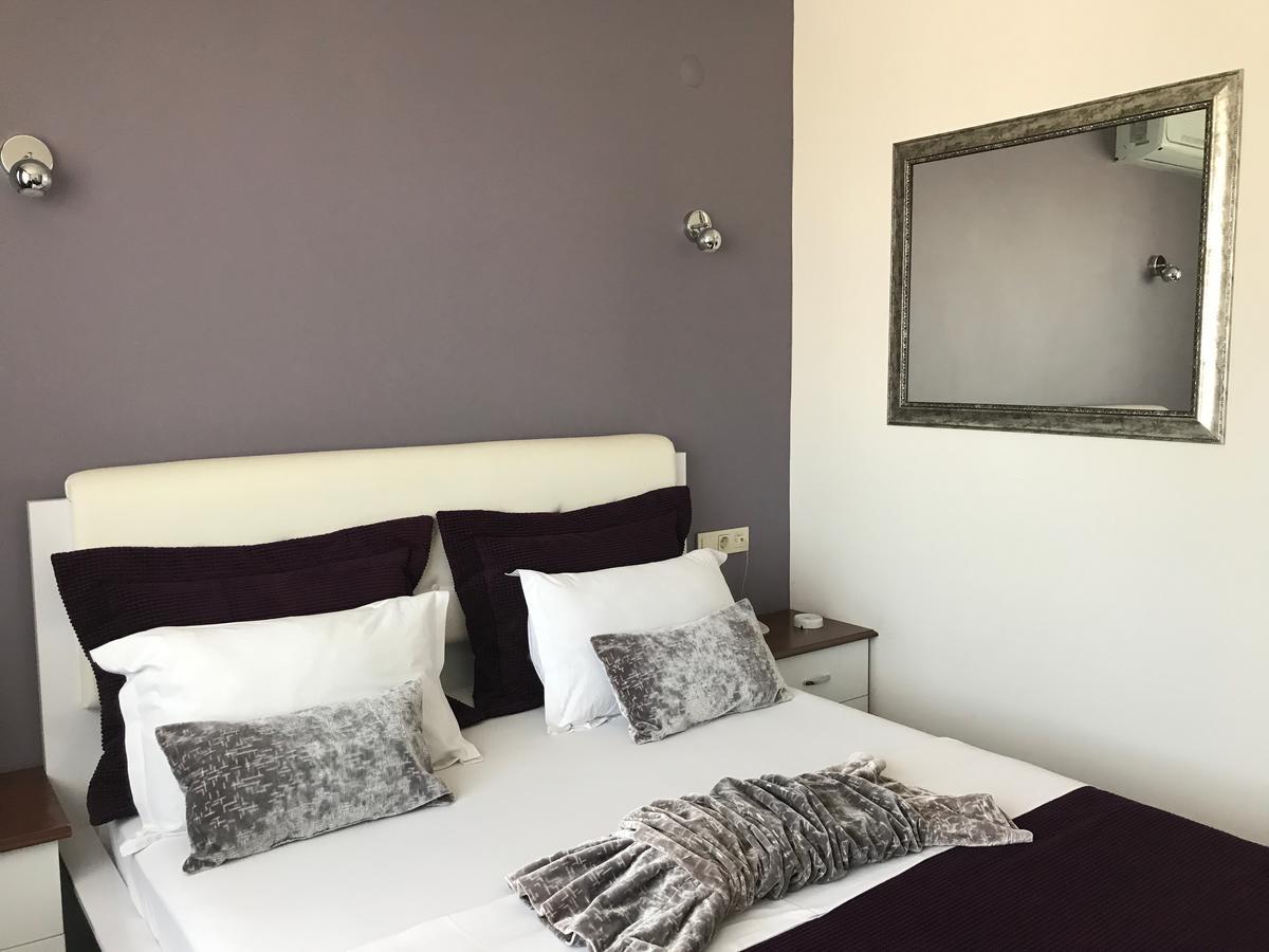 Hande Hotel Mustafakemalpasa ภายนอก รูปภาพ